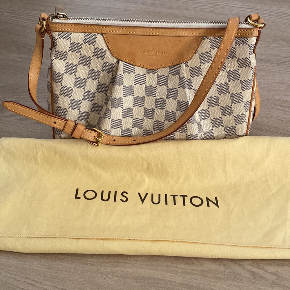 Authentic Louis Vuitton Damier Azur Siracusa Crossbody